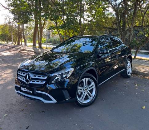 MERCEDES-BENZ GLA 200 1.6 CGI FLEX STYLE 7G-DCT MERCEDES-BENZ GLA 200 1.6 CGI FLEX STYLE 7G-DCT